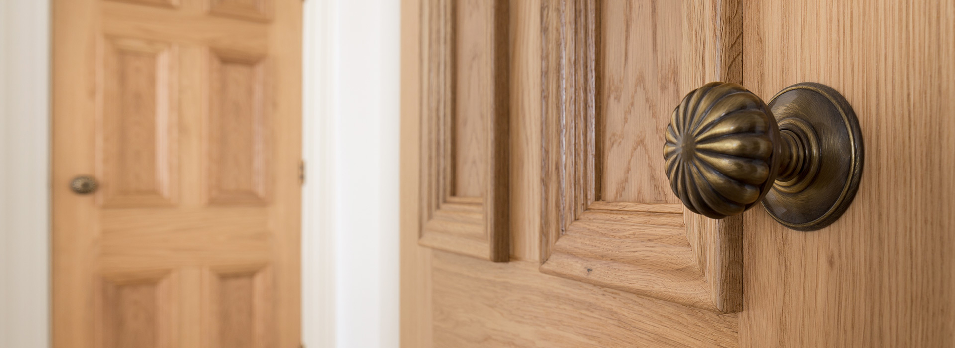 Close-up of Kensington door moulding